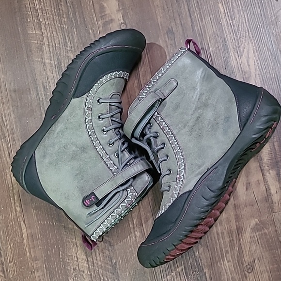 J-41 Gray Black Vegan Textile Upper Faux Fur Jeep Traction Sole Boots Sz 9.5M - Picture 5 of 10